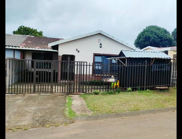 3 BEDROOM FREESTANDING FOR SALE IN EASTWOOD